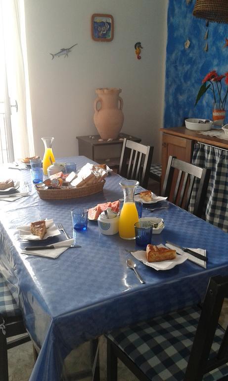 サンタ・フラーヴィア La Caletta Bed & Breakfast エクステリア 写真