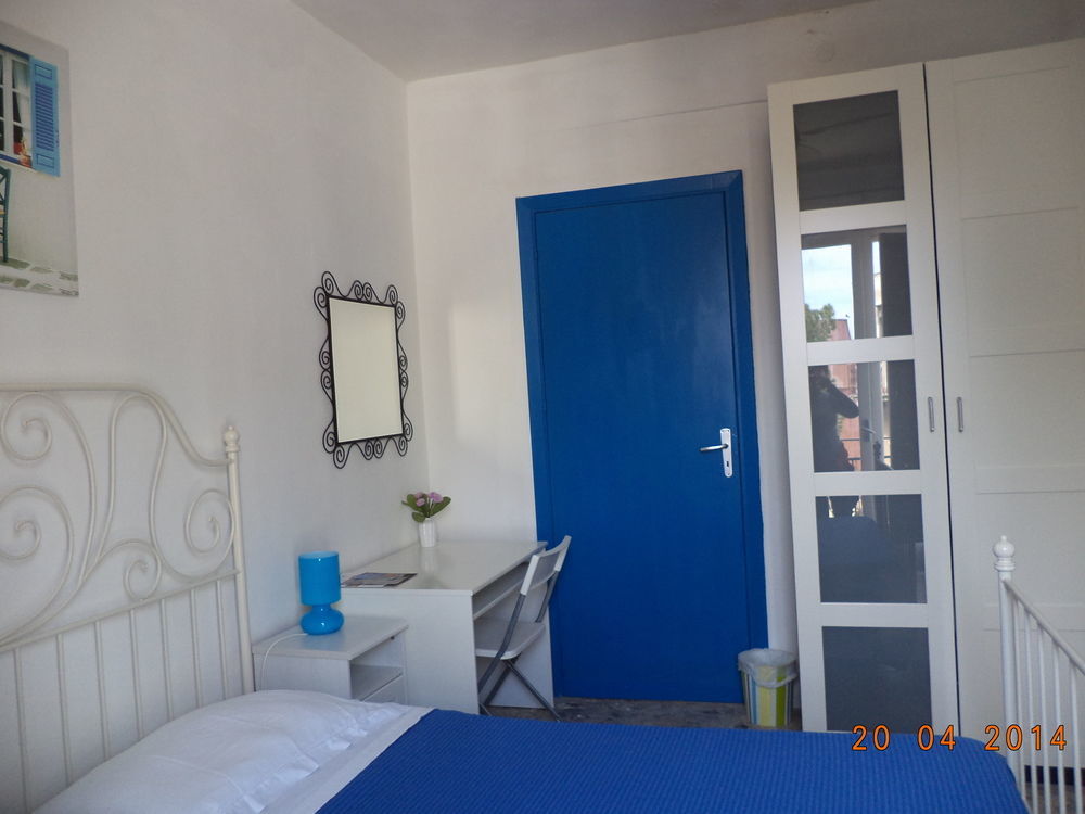 サンタ・フラーヴィア La Caletta Bed & Breakfast エクステリア 写真